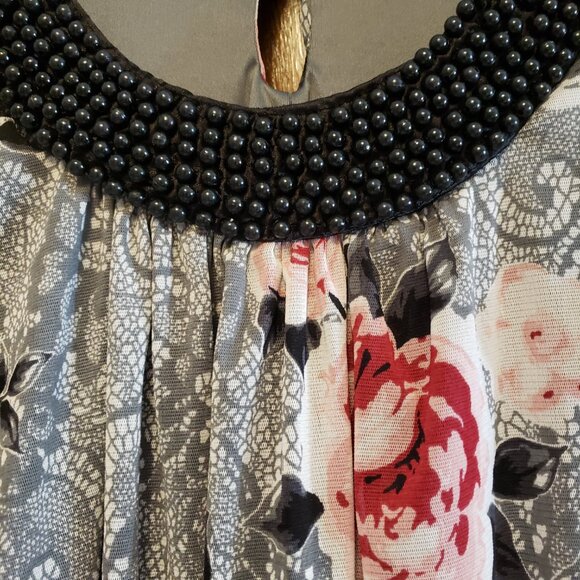 Maurices Rose and Lace Print Beaded Sleeveless Blouse - Picture 2 of 7